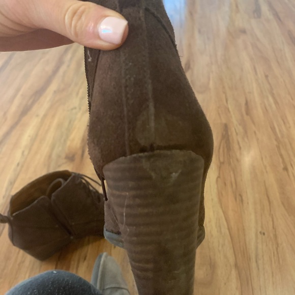 Lucky Brand platform suede booties - Picture 6 of 7